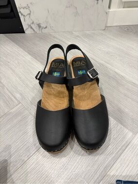 MIA Black Leather Slingback Clogs with Wood Footbed